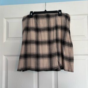 American Eagle Outfitters Plaid Mini Skirt in Beige and Black